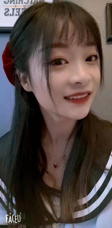 闷骚型小女友 第1张