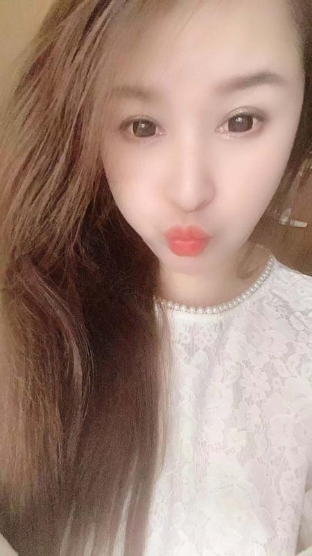 风骚小妹妹性感大胸 第3张