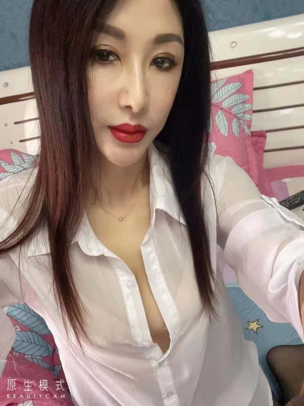 蜀山区美熟女 第1张