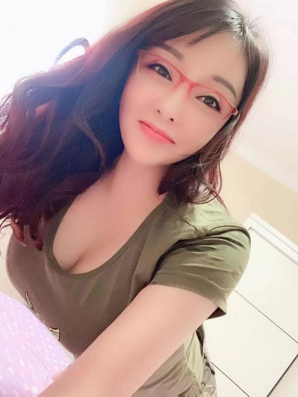 徐汇大胸妹浅浅 第2张