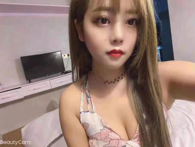 白云小萝莉诗诗 第1张