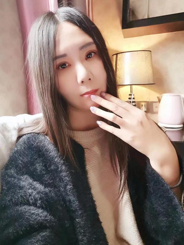 性价比很不错的小妹 第1张