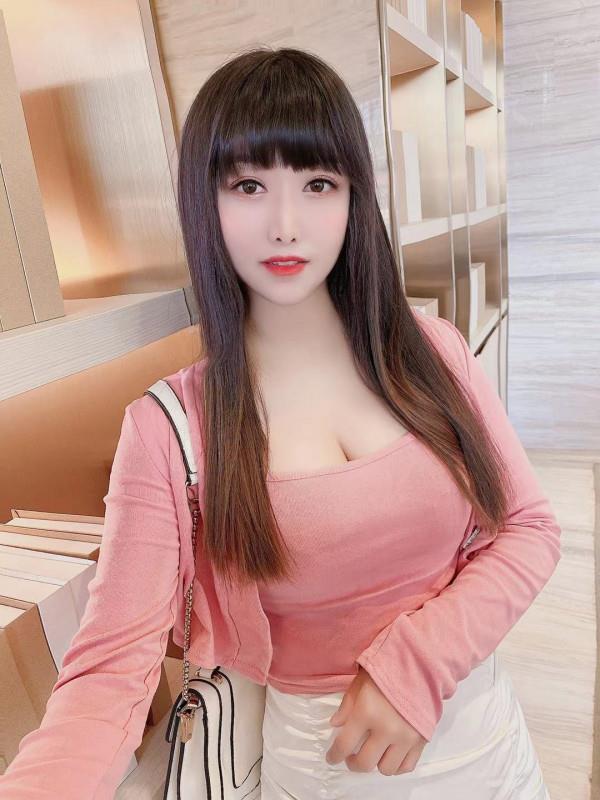 黑长直细腿小姐姐 第3张