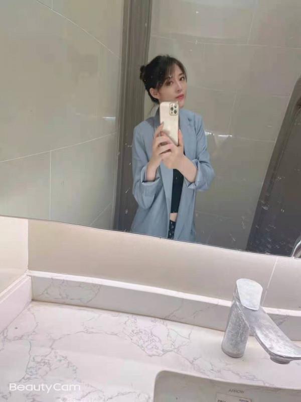 昆明5刷的妹子 第2张