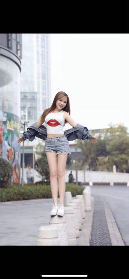 天然大奶丰满妹子 第2张