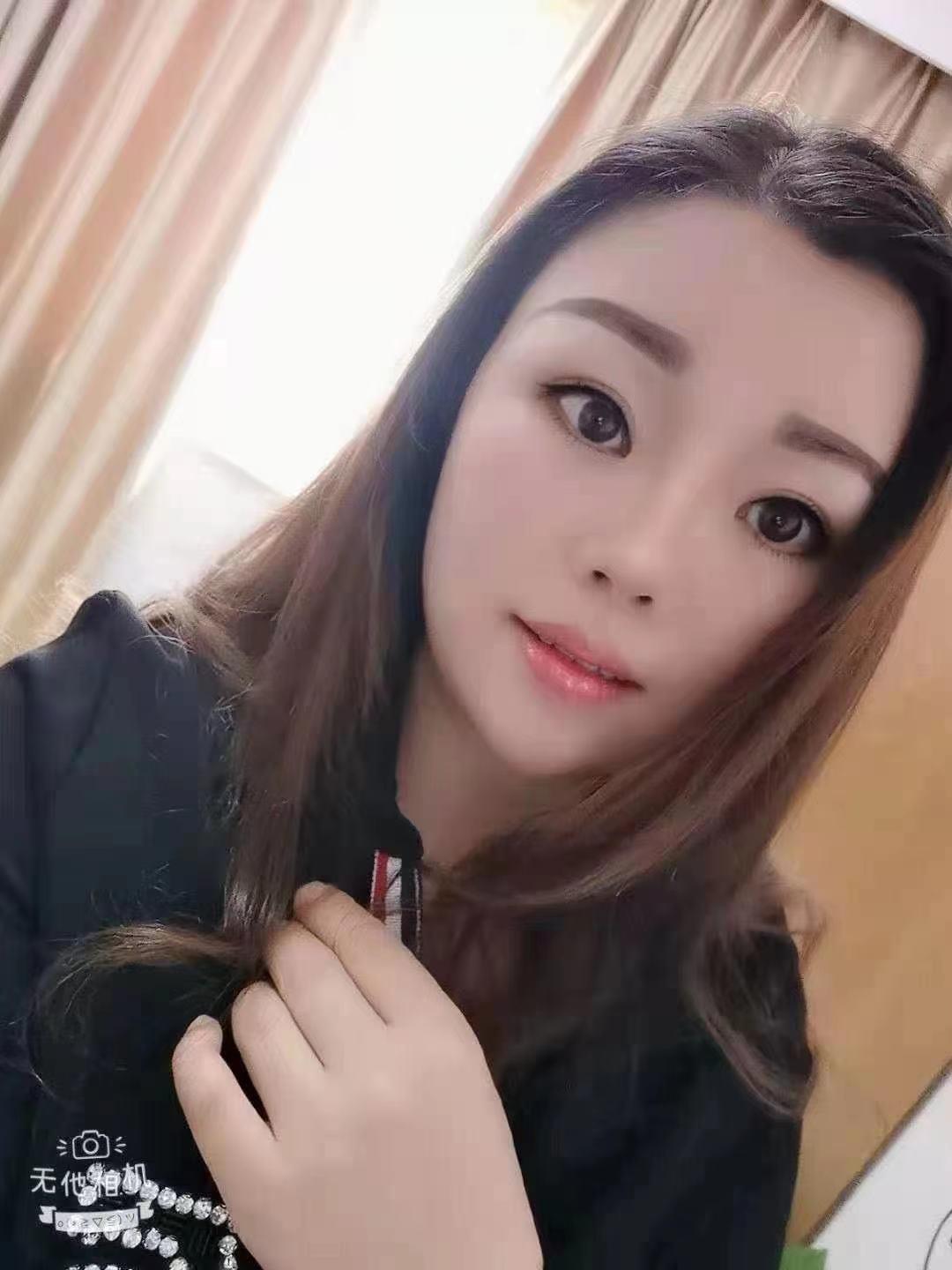 身材不是一般的好前凸后翘的 第2张