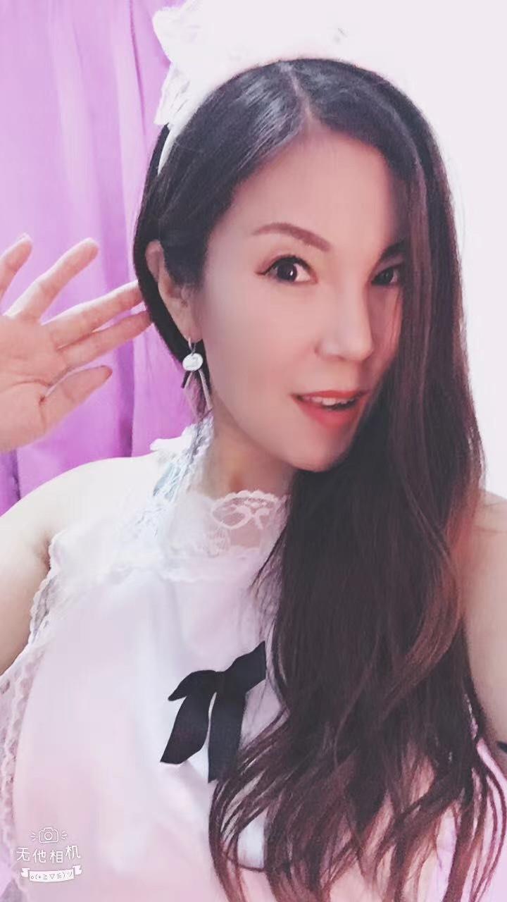 罗湖火车站熟女 第1张