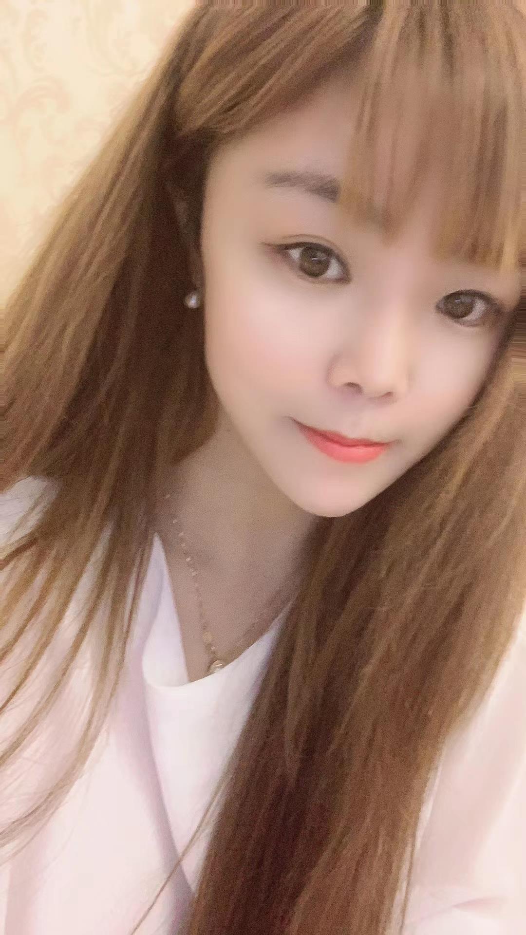 大奶小梅 第1张