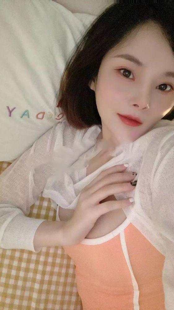 骨感小美女 第1张