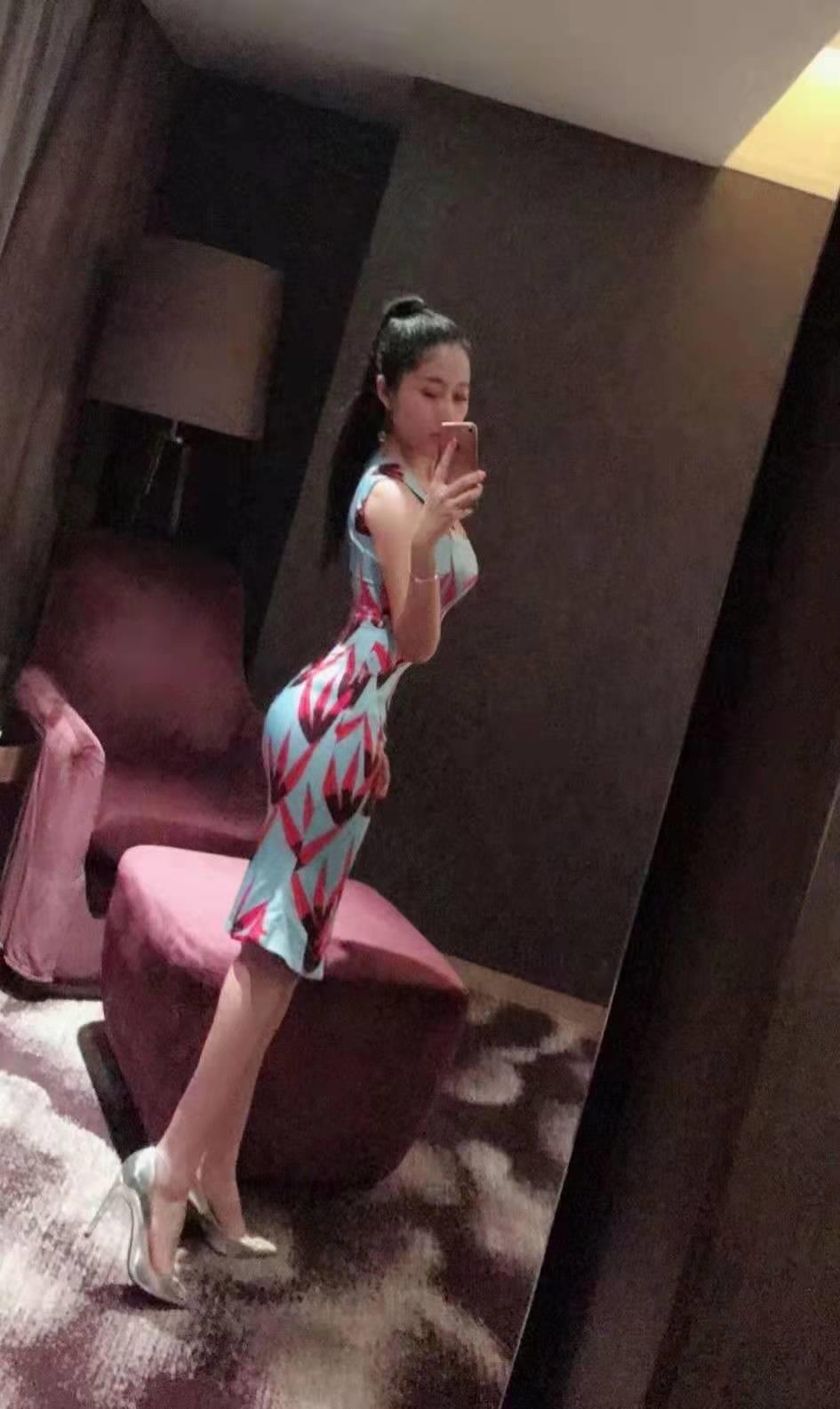 上海腿巨长的小姐姐 第2张
