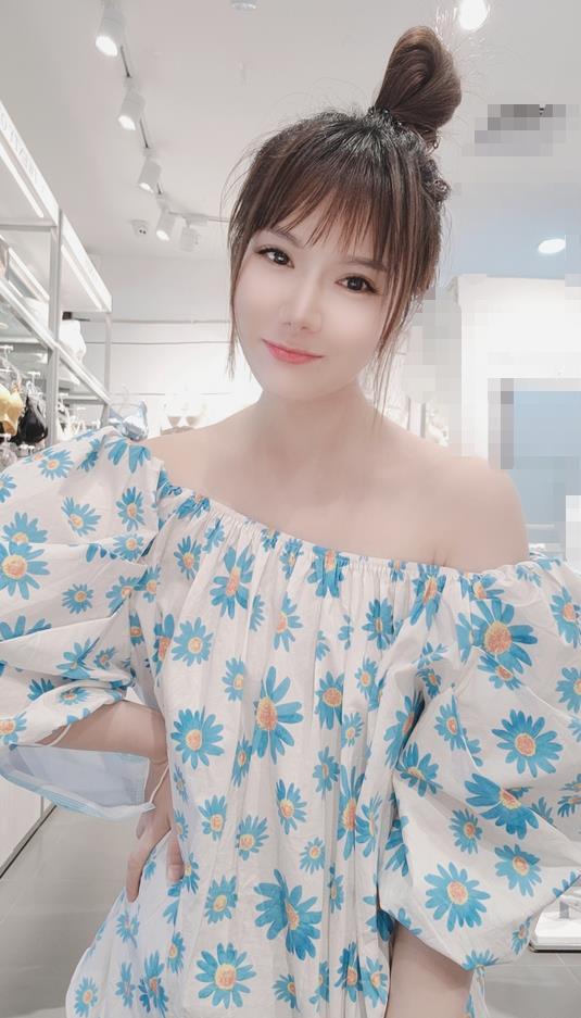 石溪小御姐久久 第1张