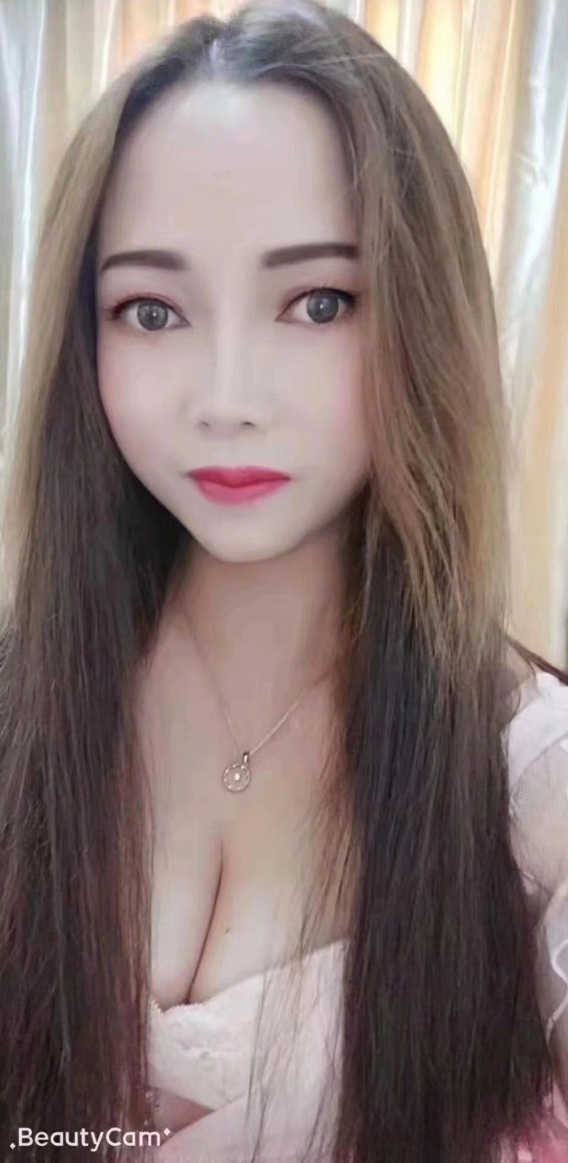 宝山服务系小姐姐 第1张