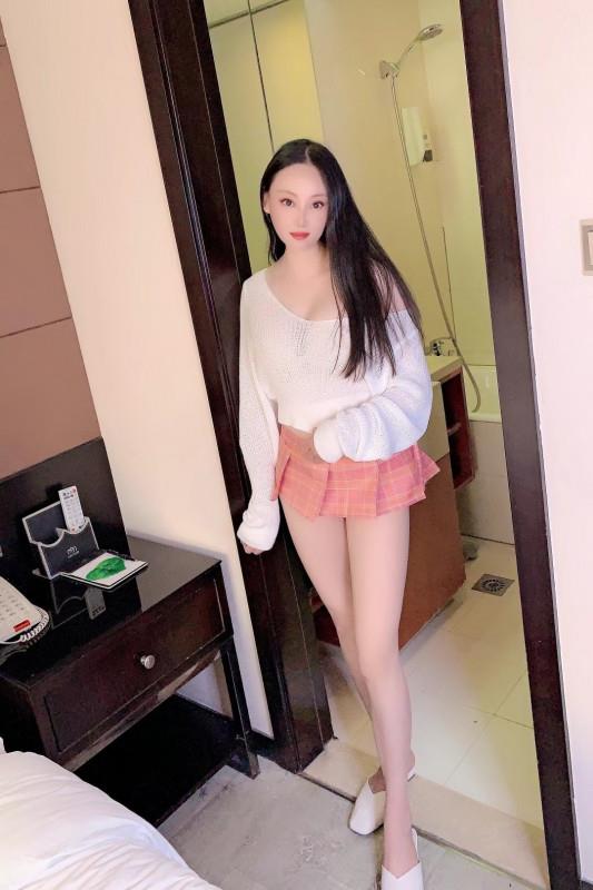 在上海的四川大奶少妇 第2张