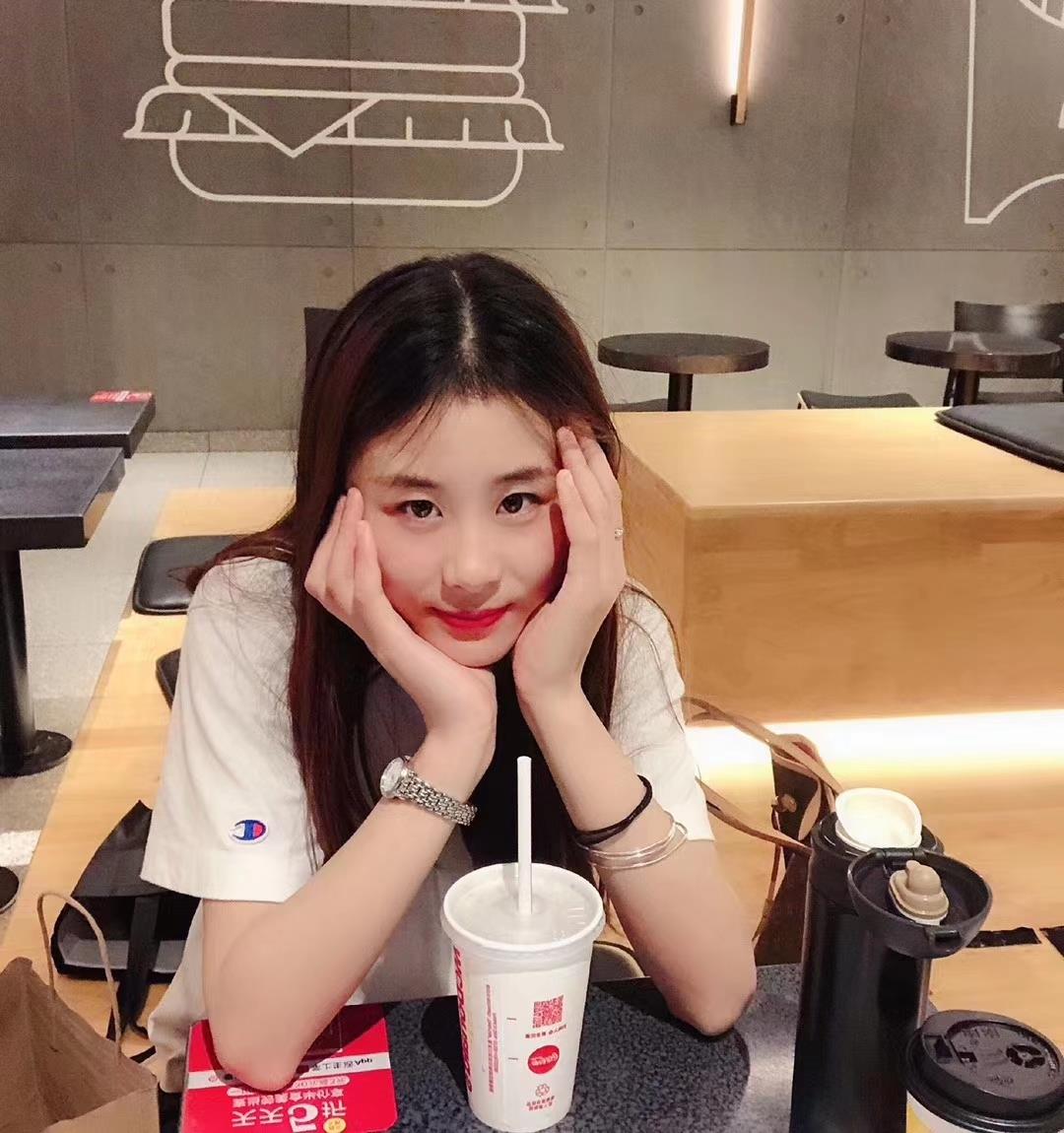三通干炮清纯少女够爽 第2张