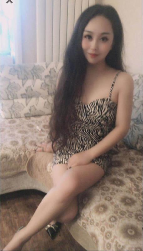 再次中出气质少妇 第3张