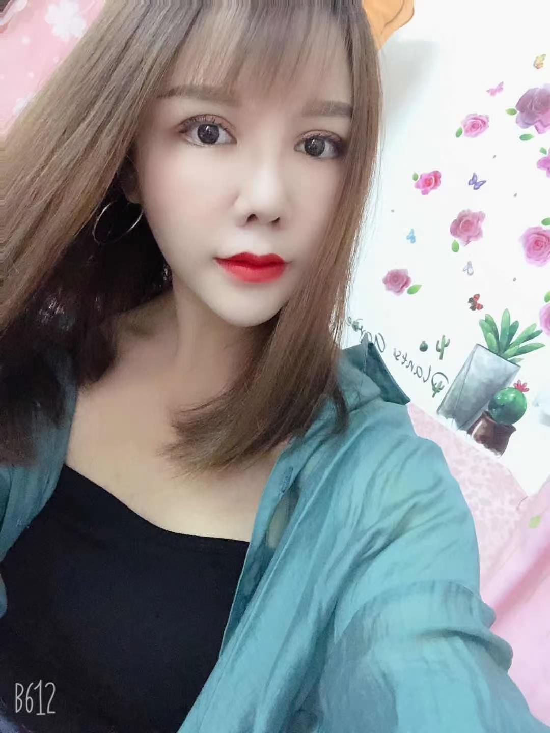 双飞美女 第1张