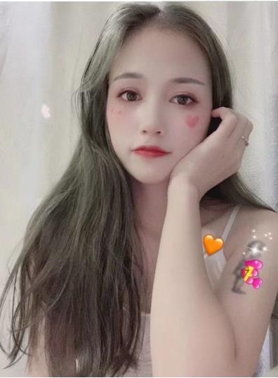 00后小美女，值得一试 第1张