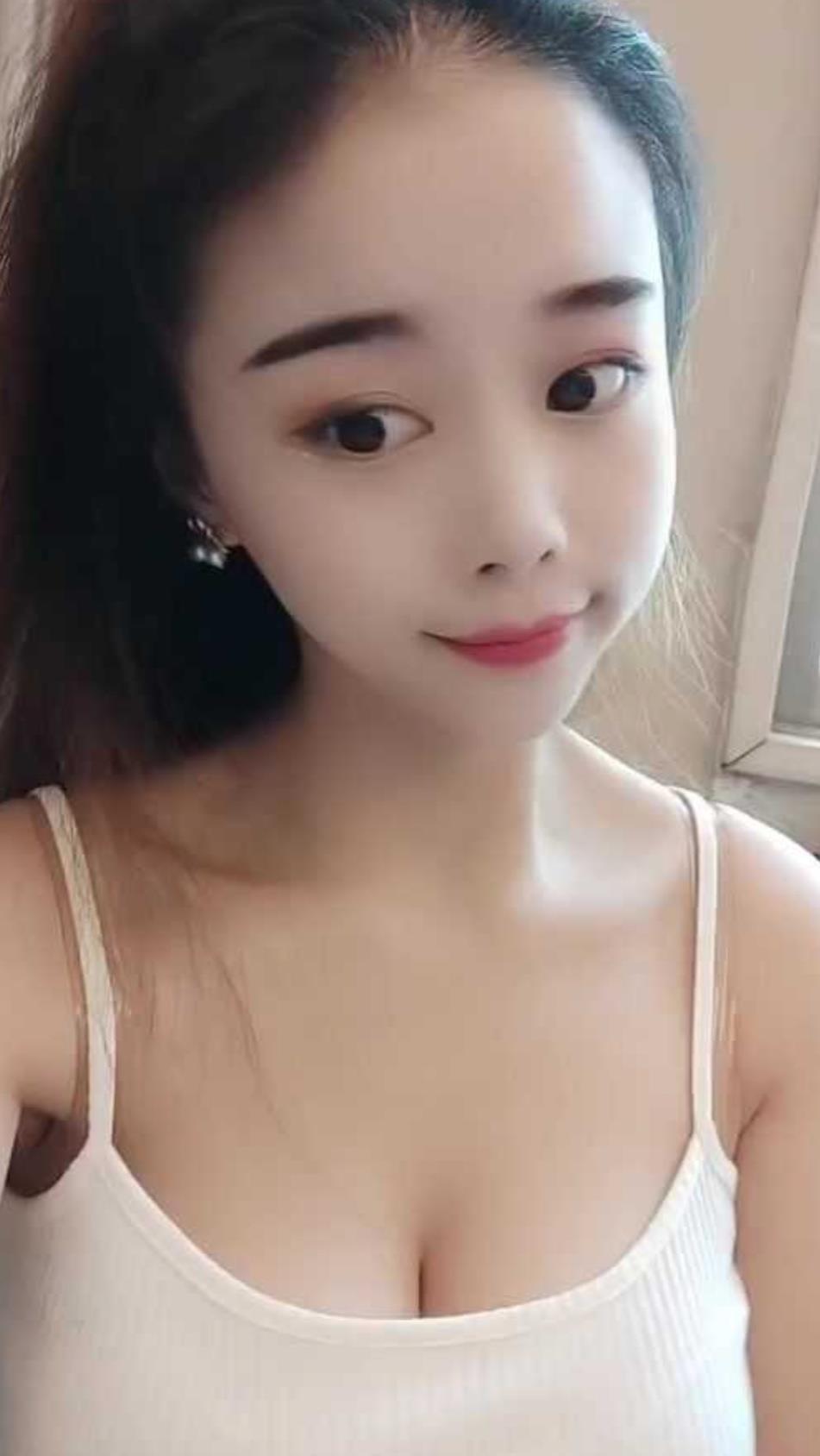 中肯小女人嫩妞佳佳 第1张