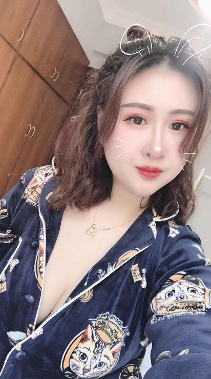 38D胸大南山妹子 第3张