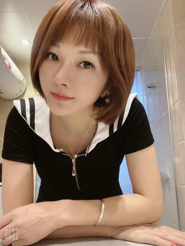 嘉兴少妇倩倩 第1张