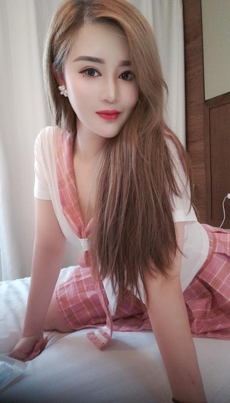 白云同和小倩 第1张