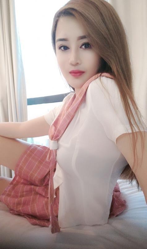白云同和小倩 第2张