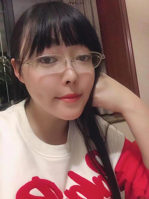 e胸琪琪 第1张