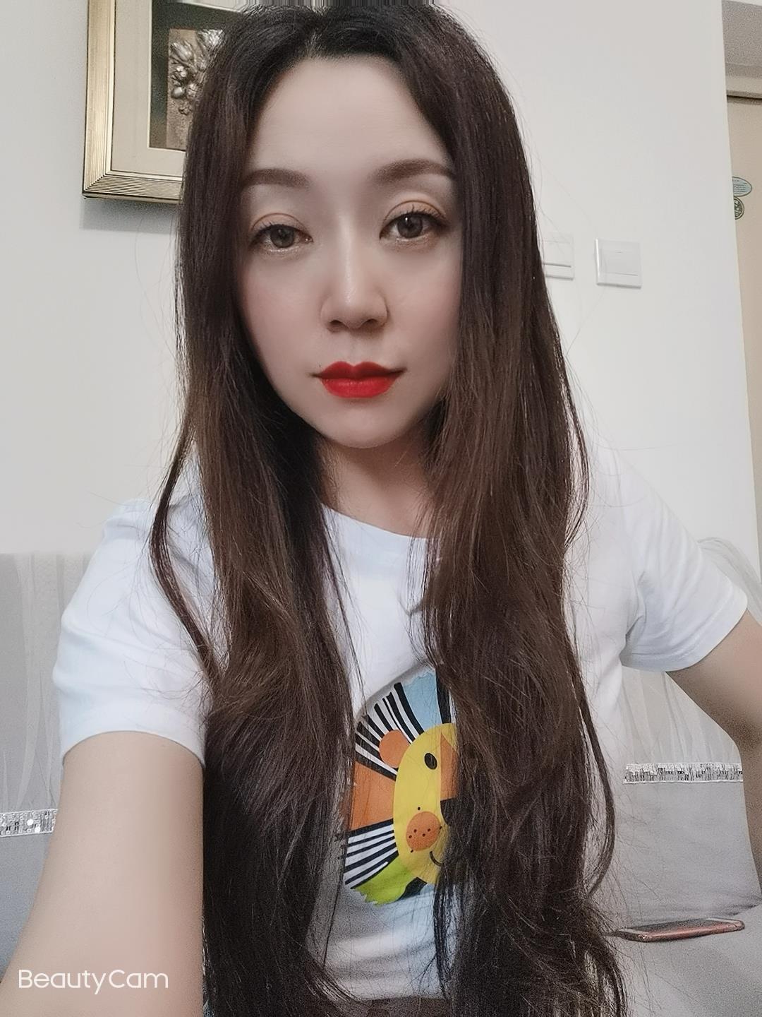 文艺气质美女 第2张