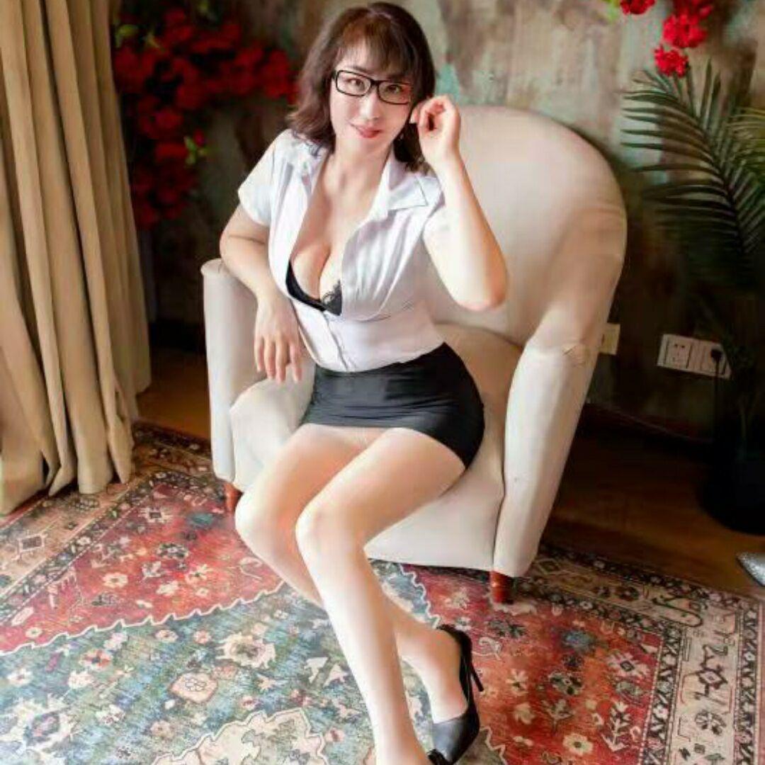 文殊院附近少妇 第1张