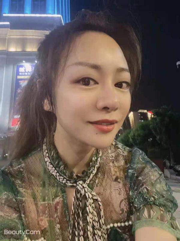 嘉兴老万达千娇百媚 第2张