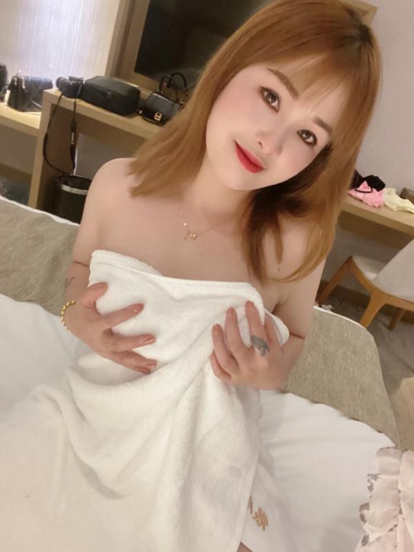 龙华骚女 第2张