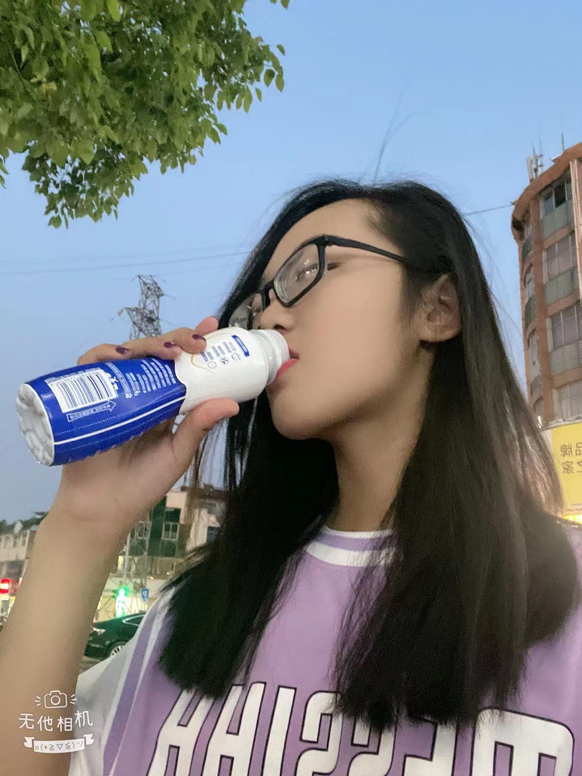 徐州21岁大长腿小姐姐 第1张