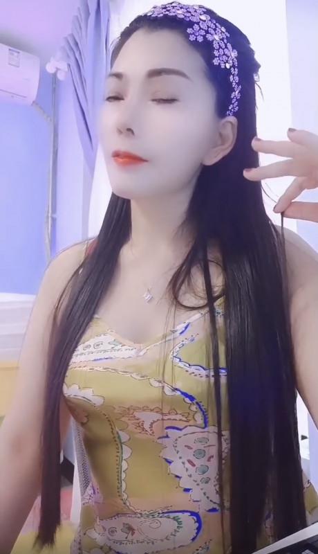名人脱姐 第1张