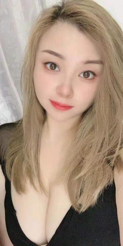 海珠昌岗偶遇少妇大胸 第1张