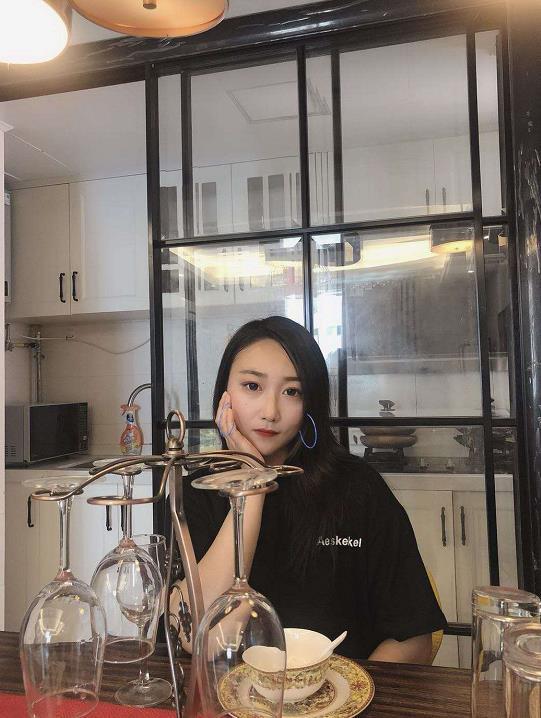 南山温柔气质珊珊 第2张