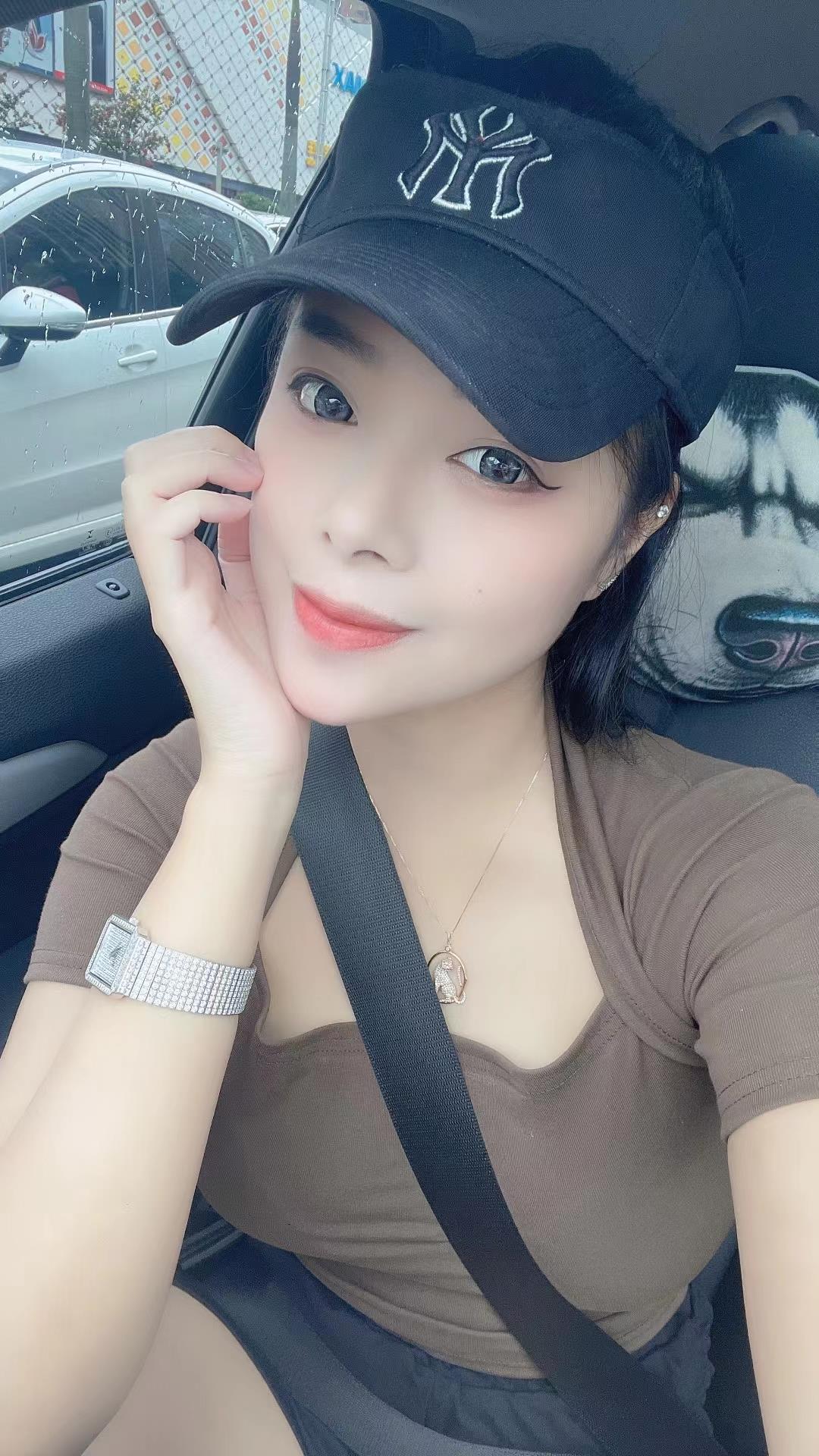 东二环白虎小美女 第1张