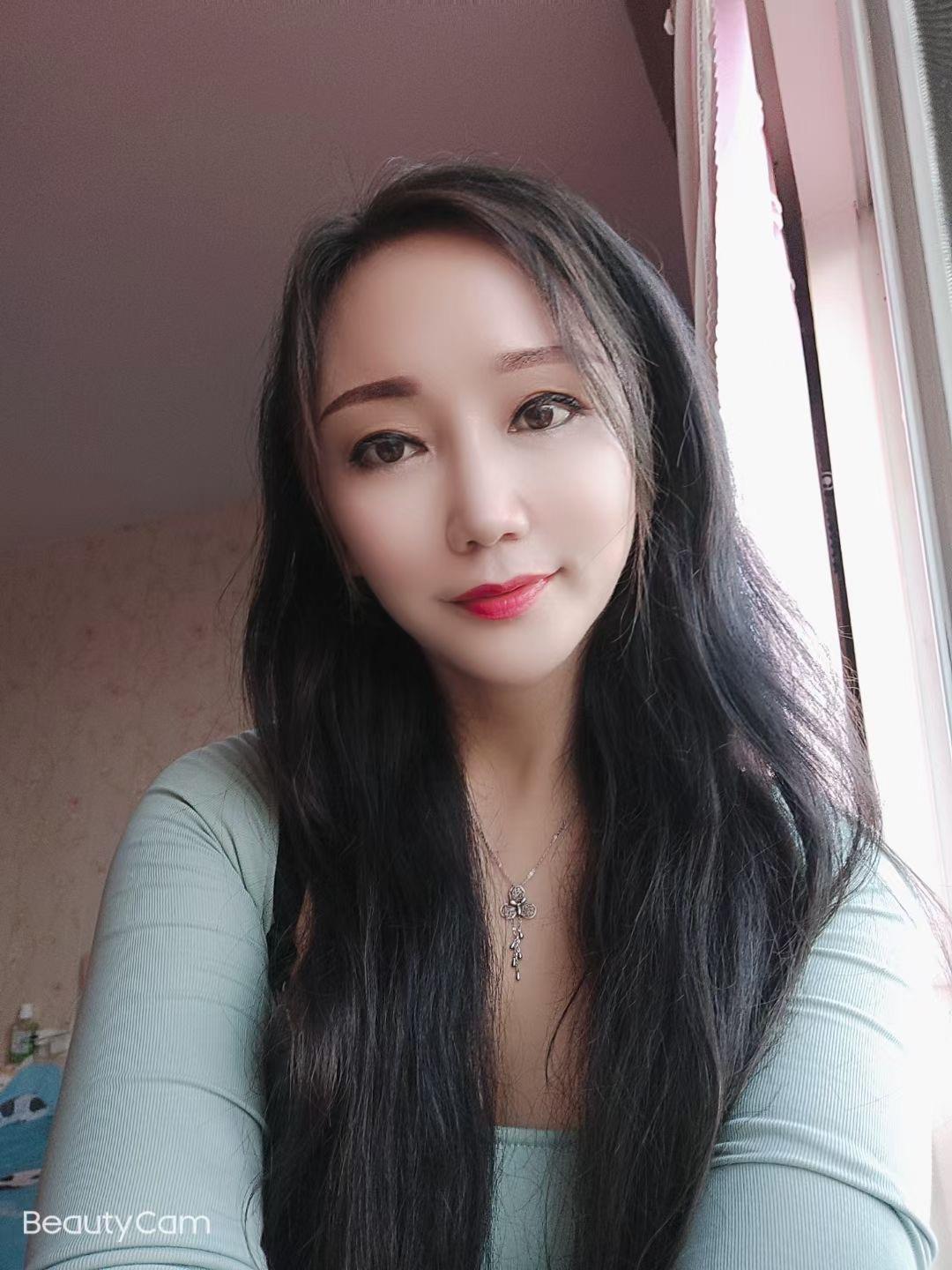 闵行区丰臀李冰冰 第1张