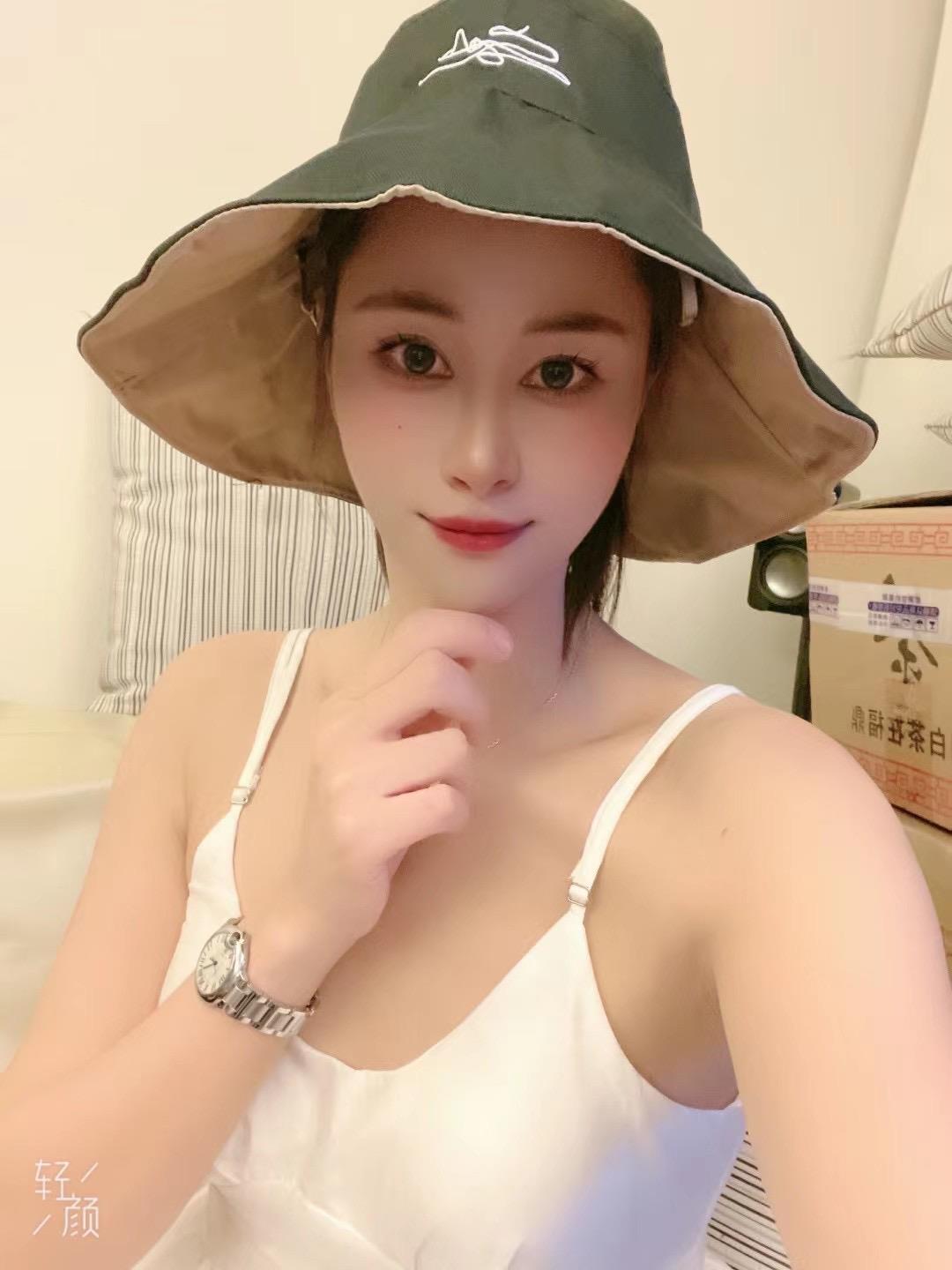 静安细腰大长腿妹子林津语 第1张