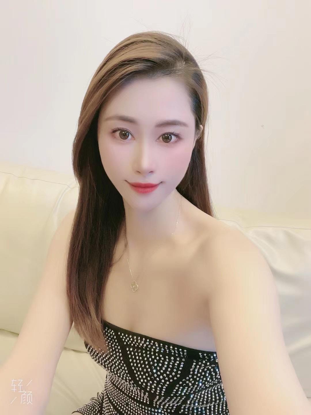 静安细腰大长腿妹子林津语 第3张