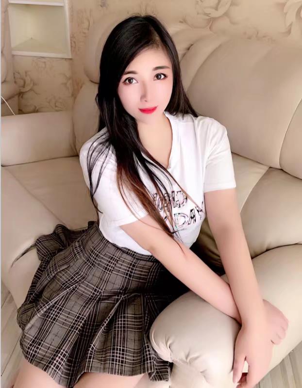 波妞蛇妖的室友 第2张