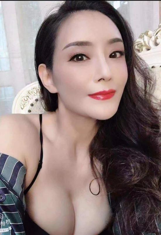 情趣高跟黑丝少妇 第1张