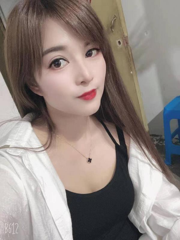 江阴甜美系御姐 第1张