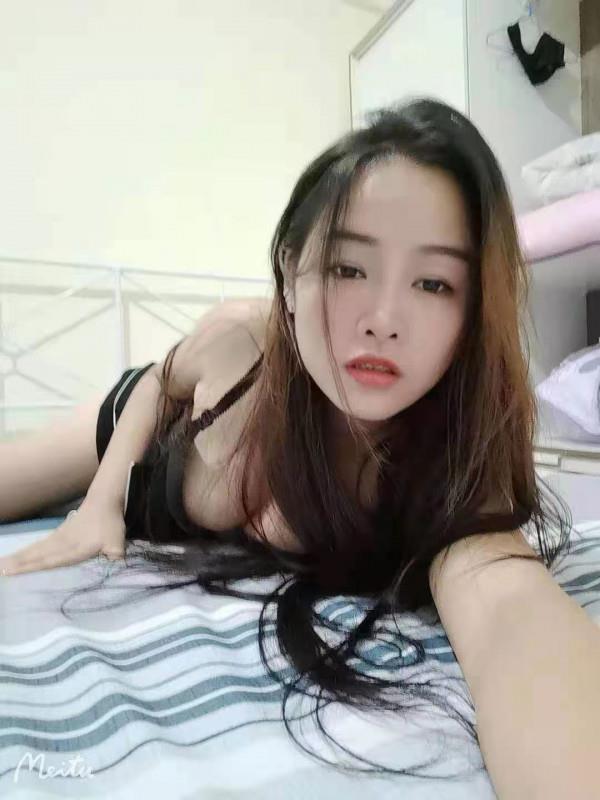 龙华私约大波御姐 第1张