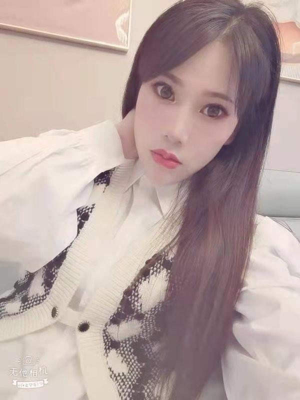 刚回京性感小嫩妹 第3张