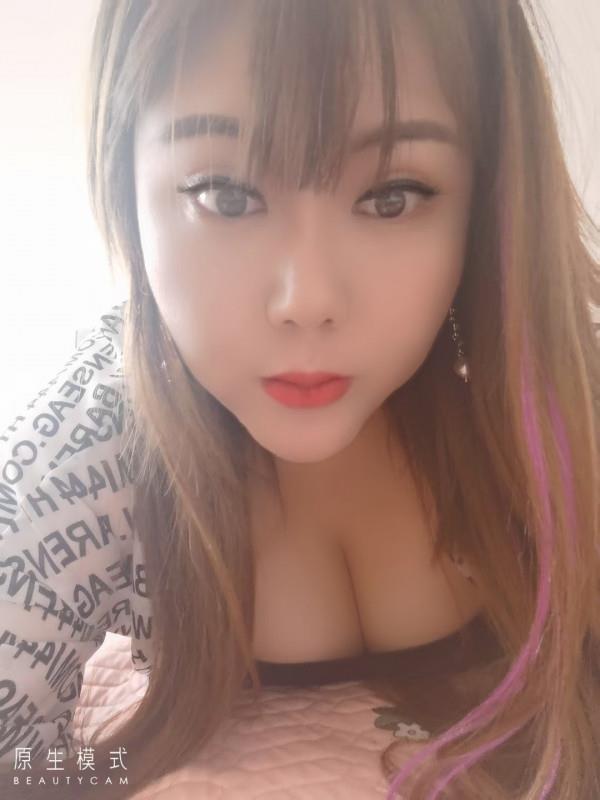 济南大胸妹妹 第3张