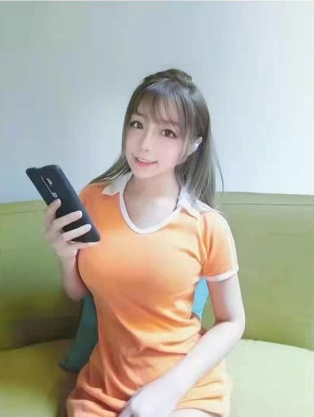 龙华小颜值佳佳 第1张