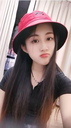 19岁小妹妹性感小身材 第3张