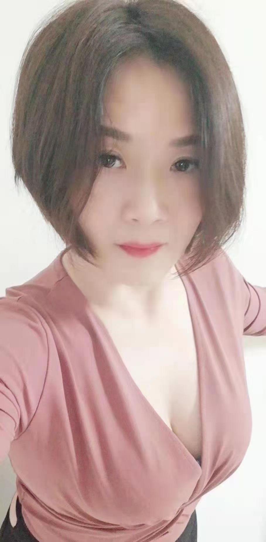 海珠骚妇 第1张