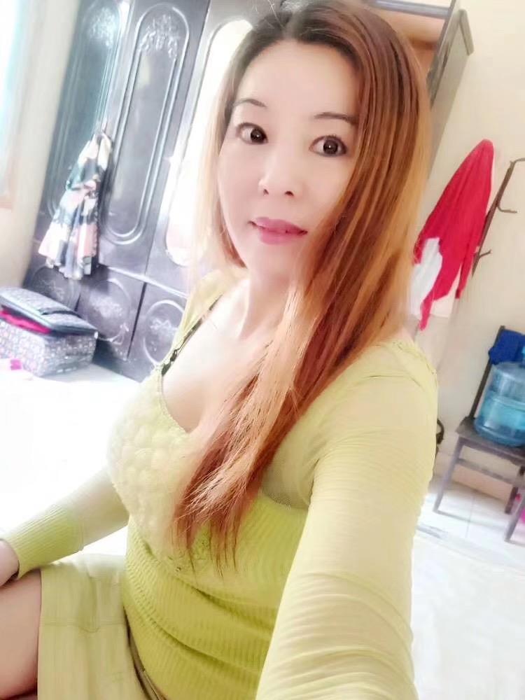 中华小区东北少妇爽歪歪 第3张