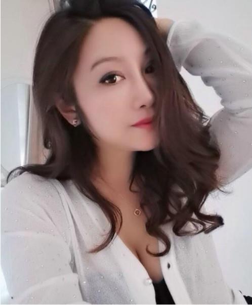 兼职御姐 第1张